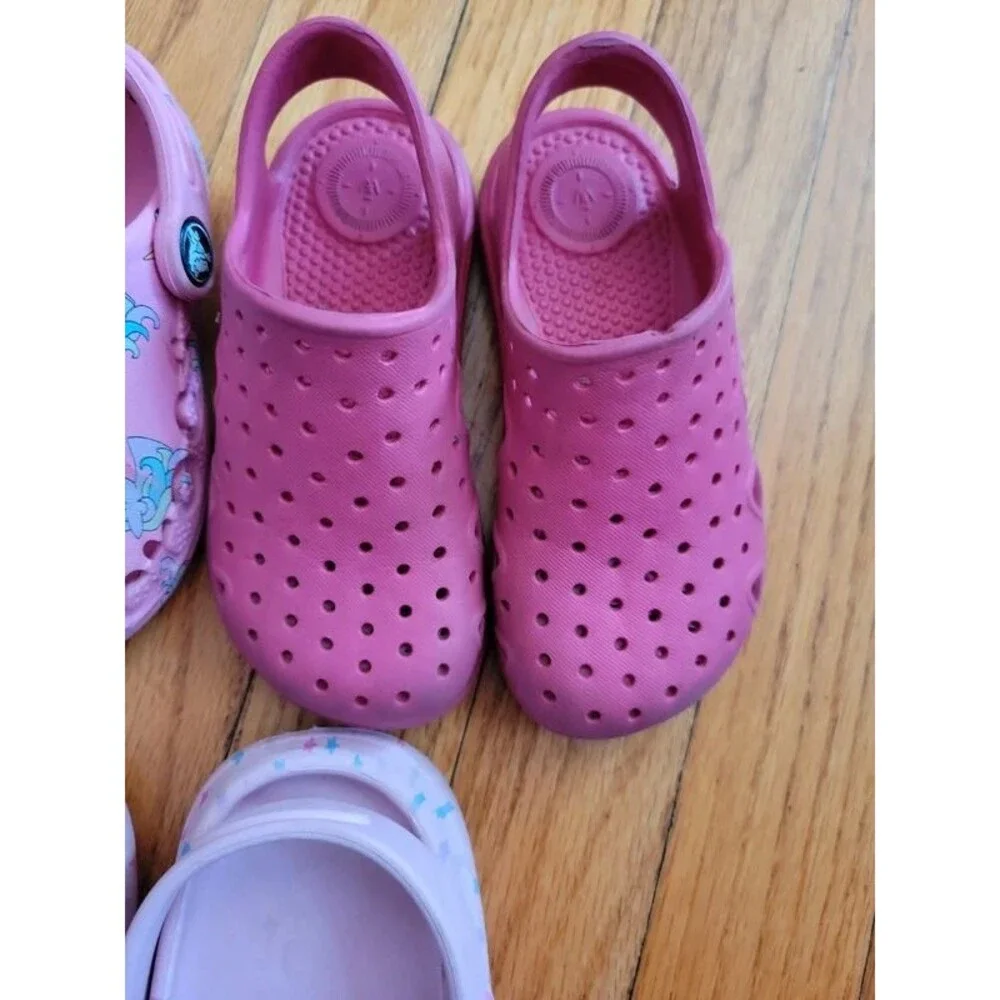 Pair of three size 8 girls bluey crocs sandals water